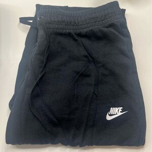 Nike Women’s jogger black sweatpants!